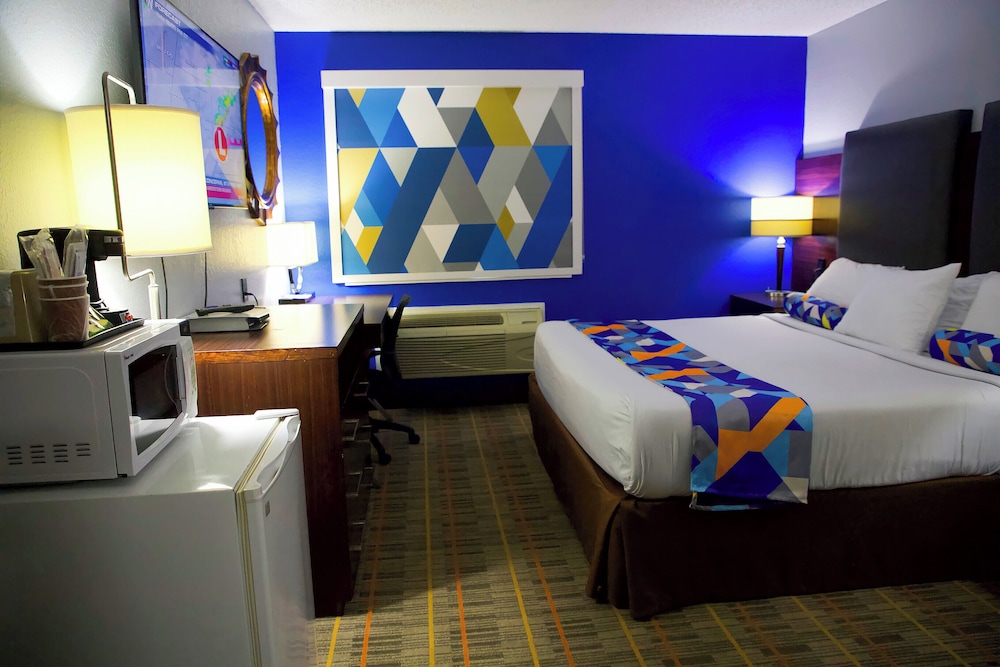 Super 8 by Wyndham Parsons - photo 7