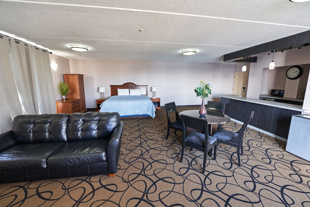 Seaport Resort & Marina - photo 25