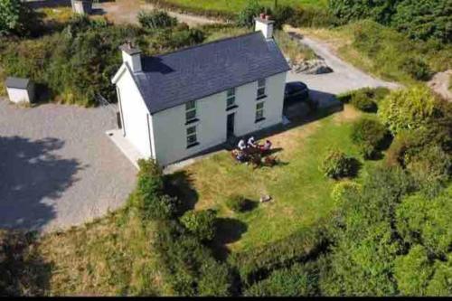 Idyllic Family farmhouse in beautiful West Cork — 4-Star Luxury Hotel in Skibbereen, Republic of Ireland