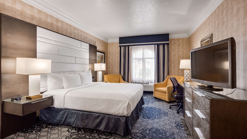 Best Western Plus Abbey Inn - photo 20