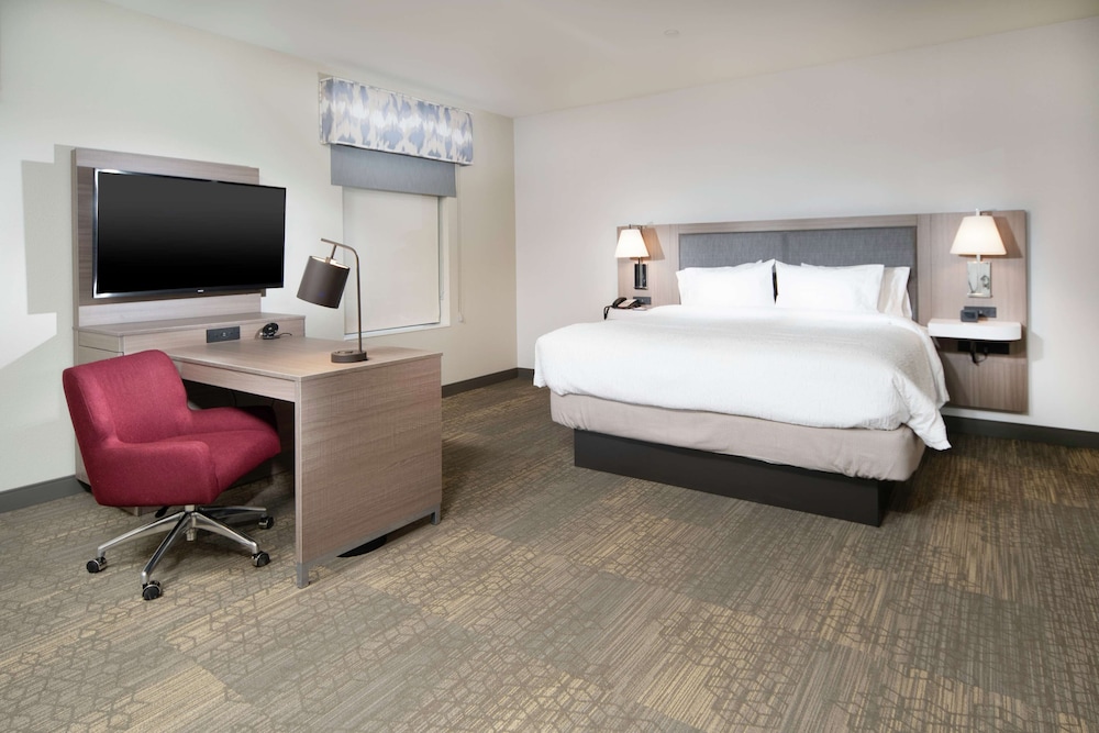 Hampton Inn & Suites Santa Maria - photo 14
