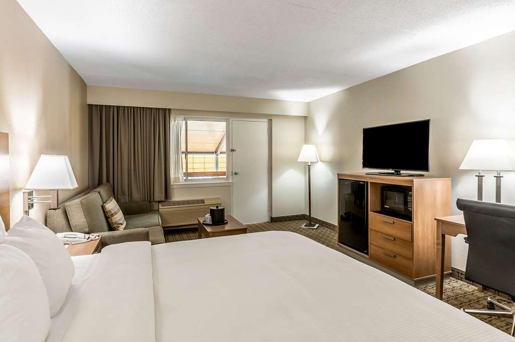 Clarion Inn Harpers Ferry Charles Town - photo 14