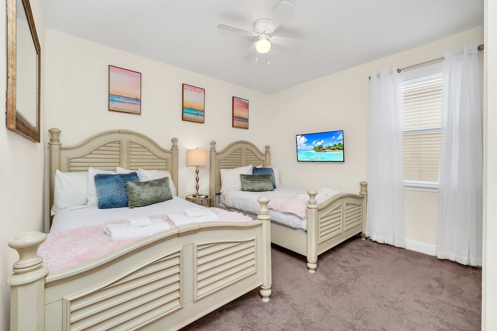 Fun and Stylish Family Villa in Encore Resort - photo 7