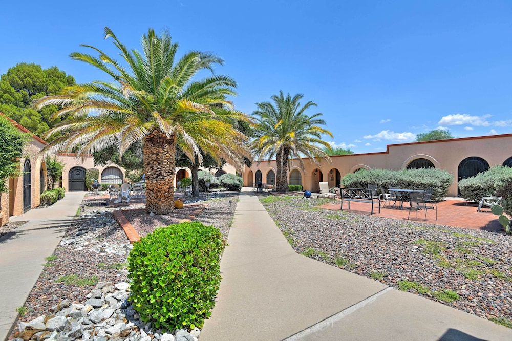 Green Valley Townhome w Resort Amenities - photo 12