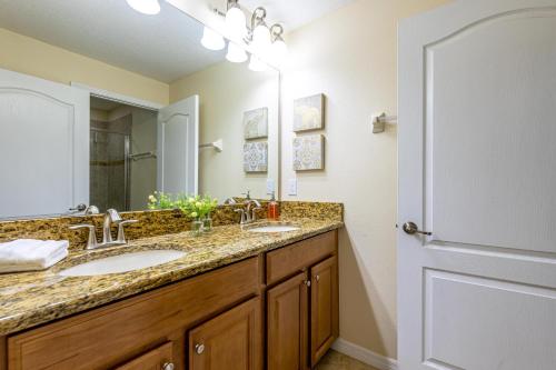 Spetacular TownHome With Private Pool close to Disney 8919PP - photo 11