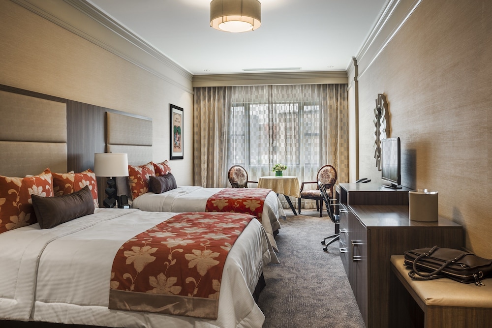 Opera House Hotel - photo 8