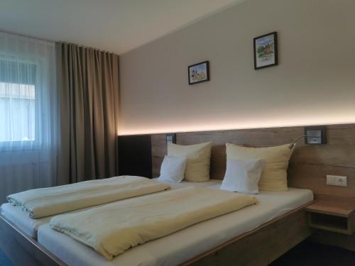 Hotel Am Regenbogen — Cham
