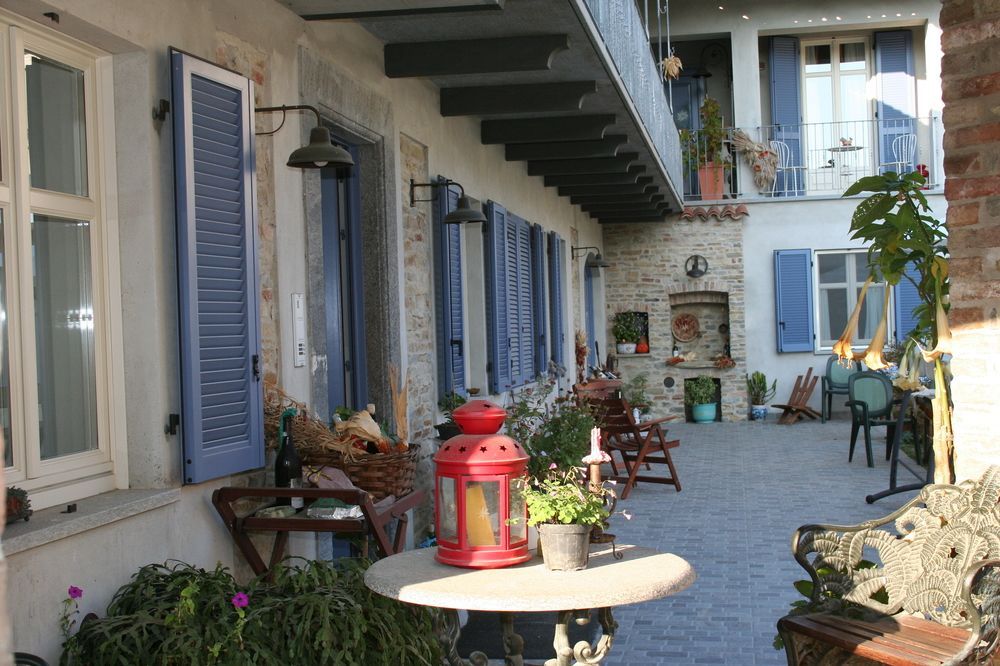 Cascina Giardini - carbon neutral hotel in Alba