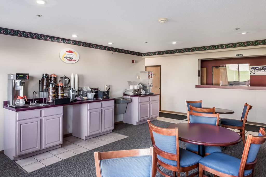 Americas Best Value Inn Wenona - photo 27