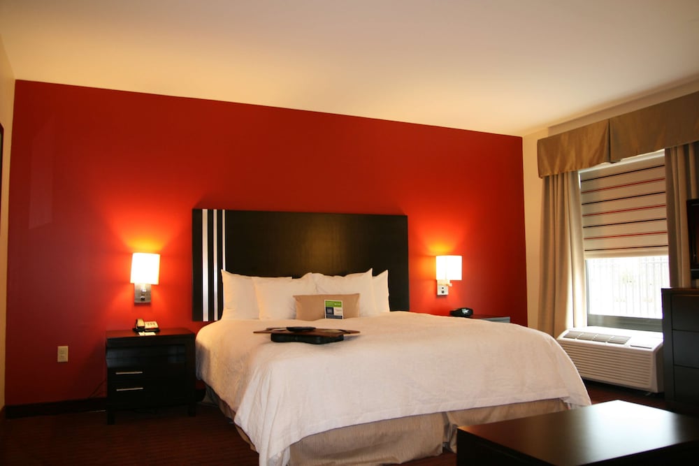 Hampton Inn & Suites Lebanon - photo 18