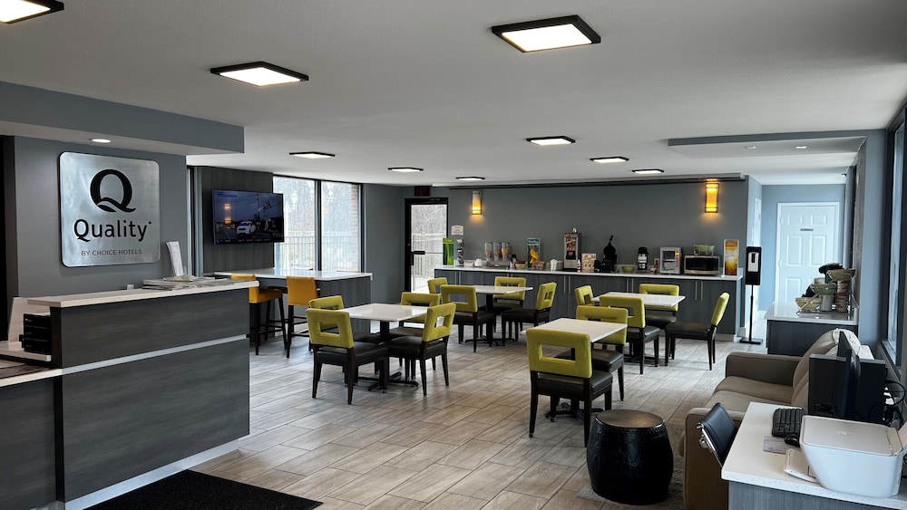 Quality Inn Asheville Airport - photo 23