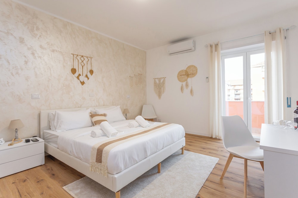 Iris Room