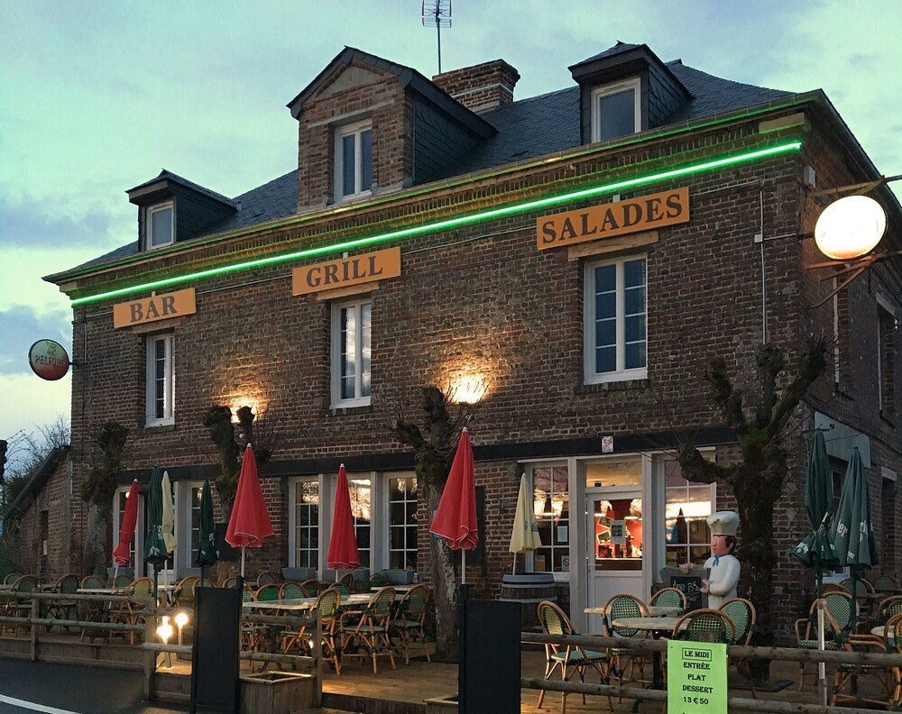 Les Tilleuls - carbon neutral hotel in Cabourg