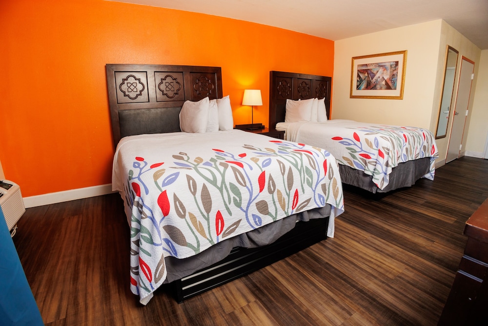 Garnet Inn & Suites Orlando - photo 15