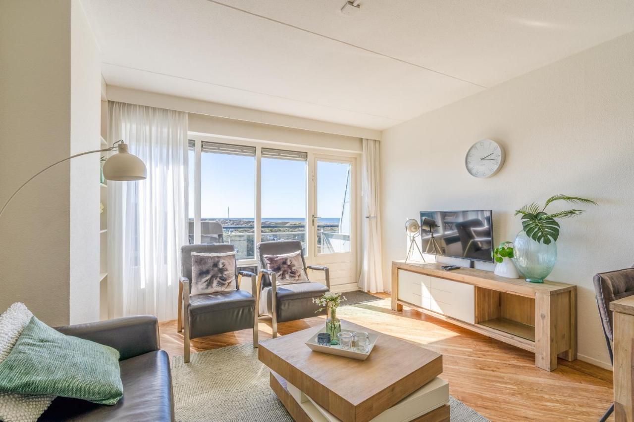 Appartementencomplex Juliana 146 — 4-Star Luxury Hotel in De Koog, Netherlands