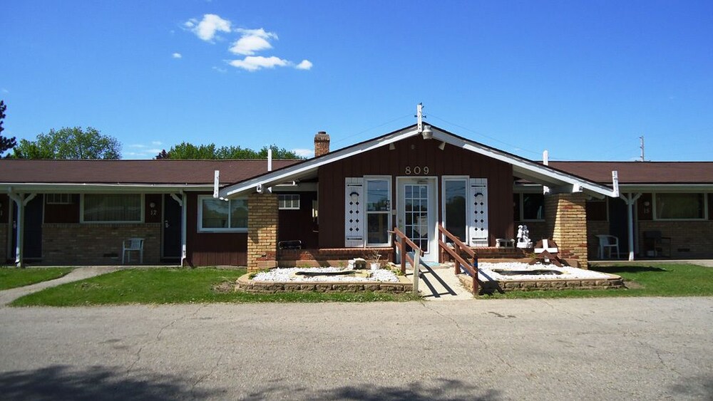 Spinning Wheel Motel - photo 14