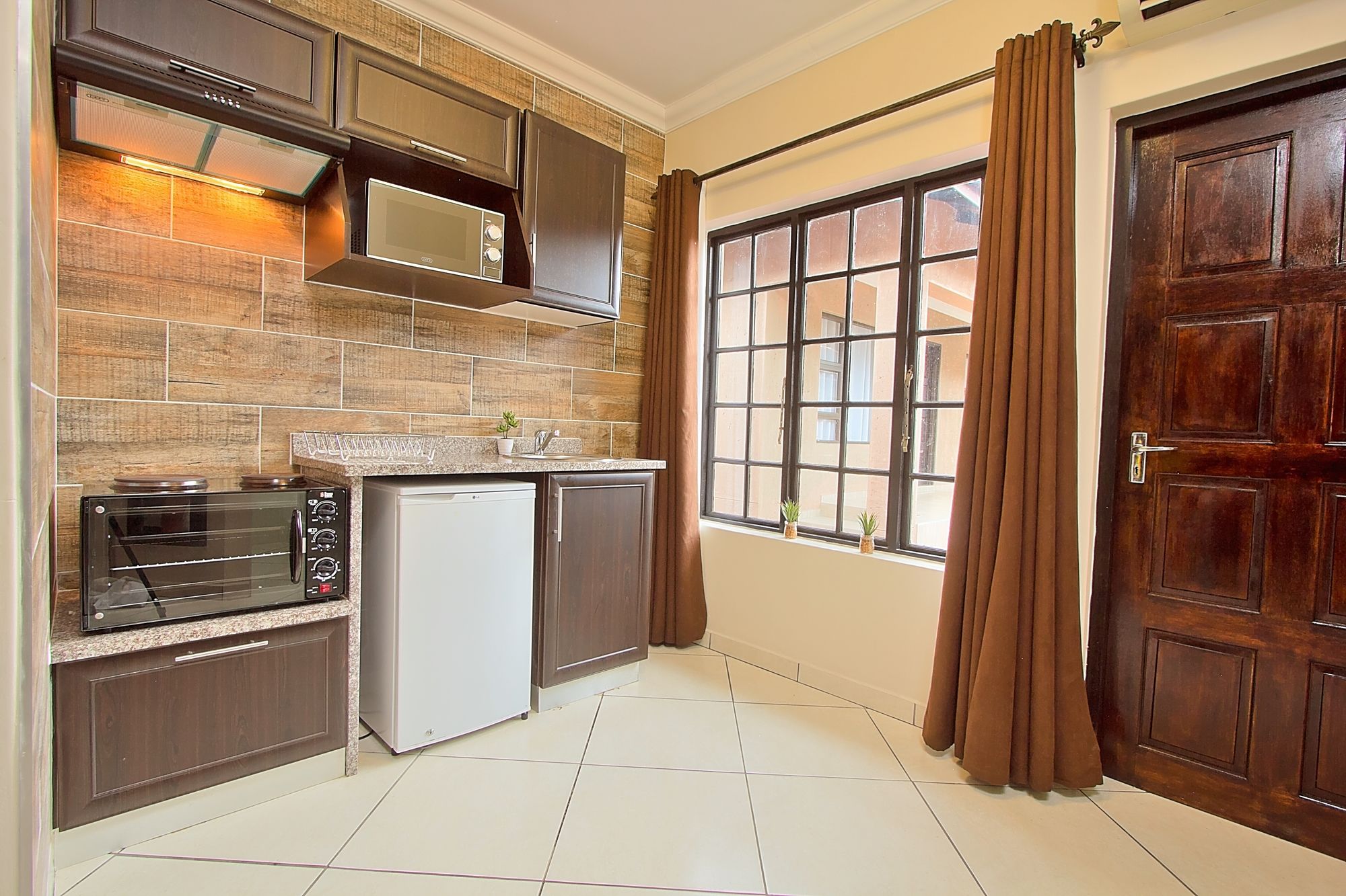 Gecko Inn Guest House