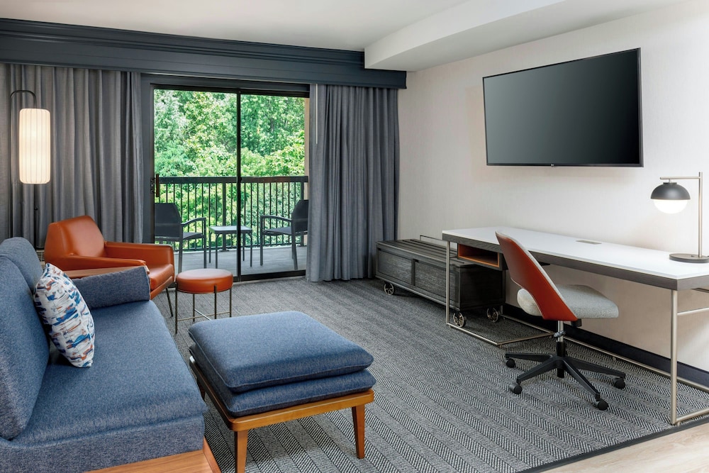 Courtyard By Marriott Danbury - photo 11