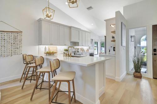 Luxury Privacy and Close to Beach — Bonita Springs — photo 5
