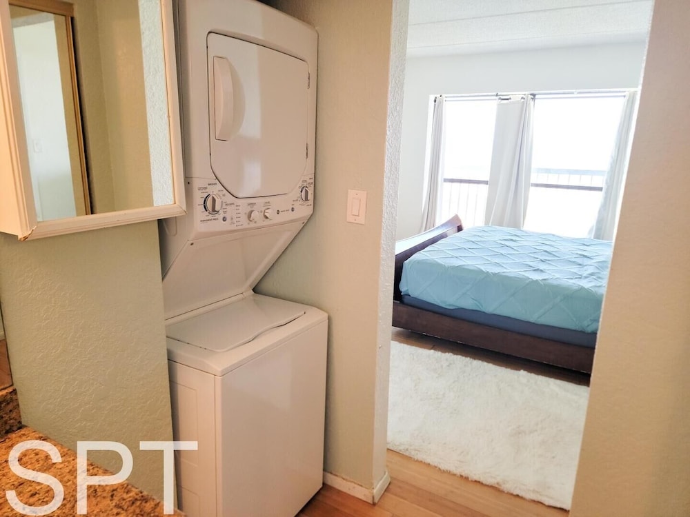 Saida Towers Iii 3101 3 Bedroom Condo by RedAwning - photo 3