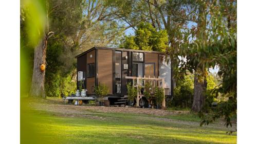 Orange 2 by Tiny Away - last minute hotel in Woori Yallock