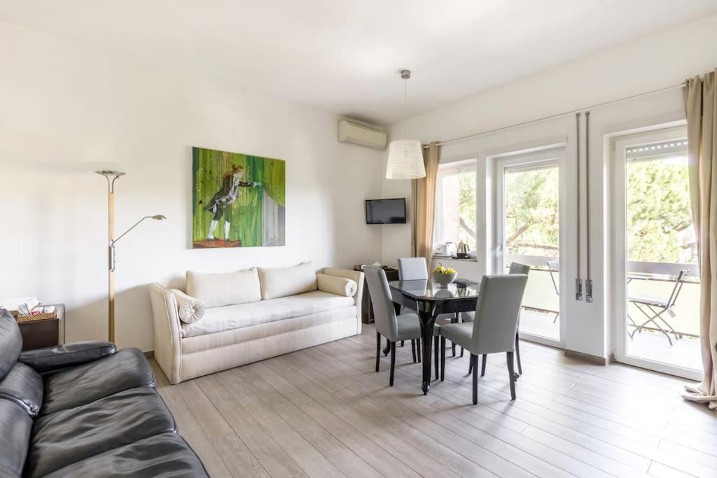 Megi San Peter Apartment — 4-Star Luxury Hotel in Rome, Italy