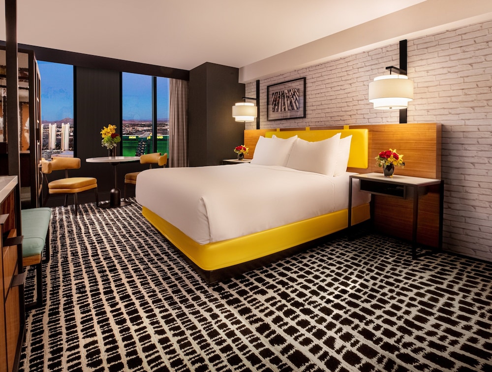 New York New York Hotel & Casino - photo 32