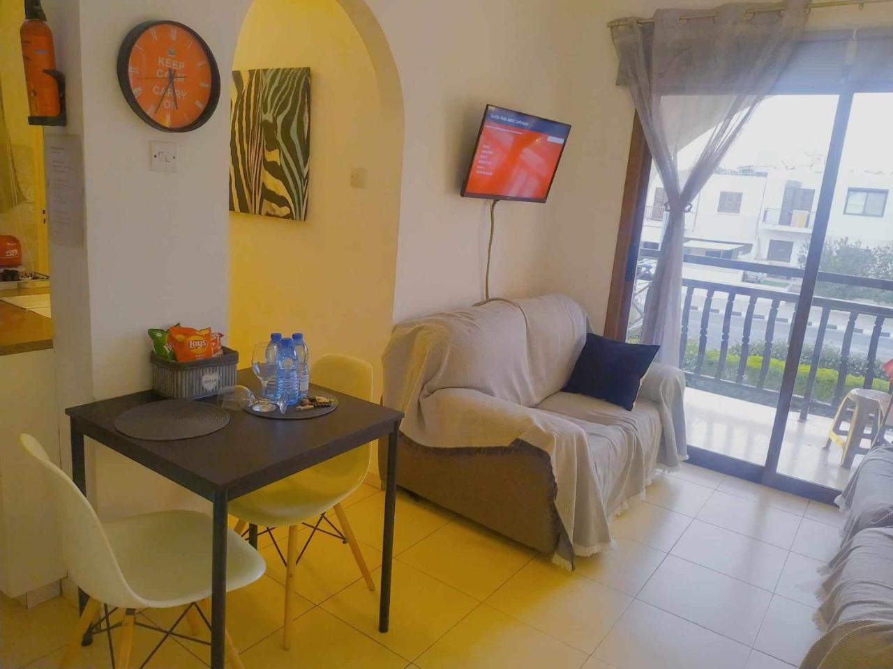 Kato Paphos Apt 400m To the Beach