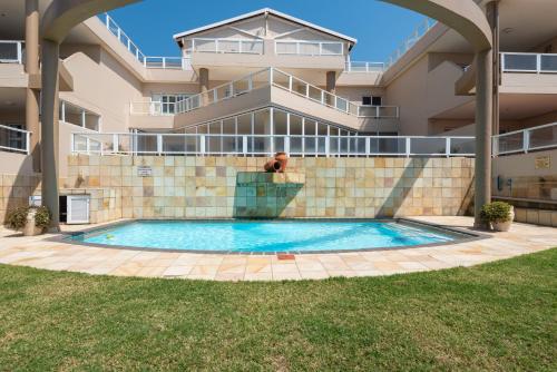 Dolphin Cove 2 — 4-Star Luxury Hotel in Ballito, South Africa