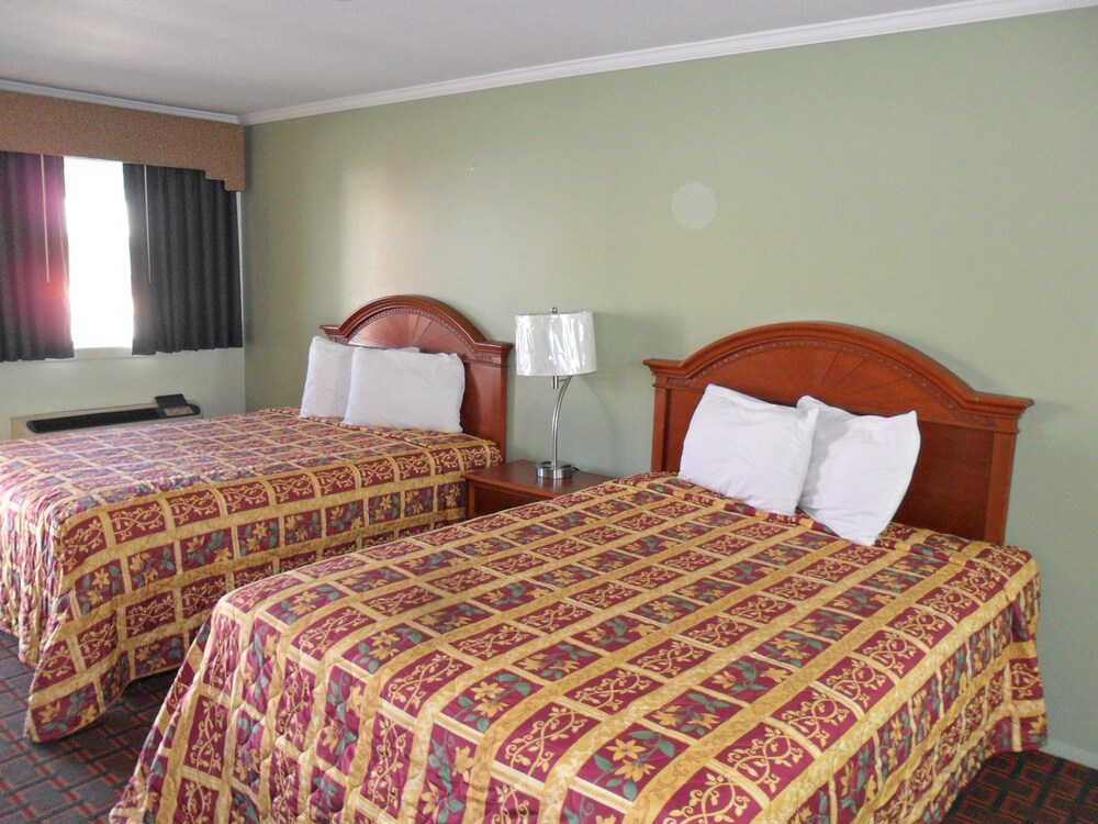 A Ok Motel - photo 17