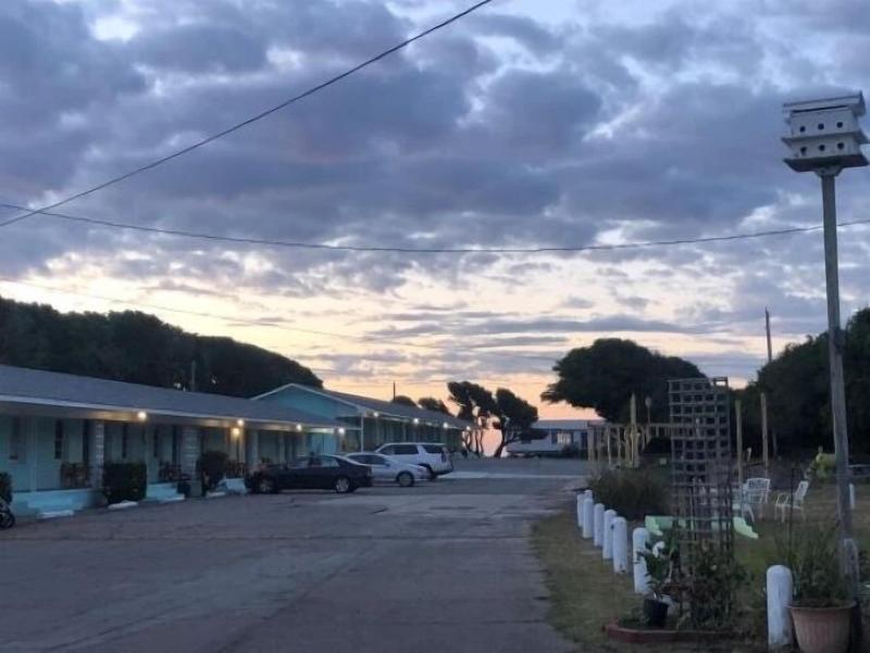 Swell Motel - photo 26