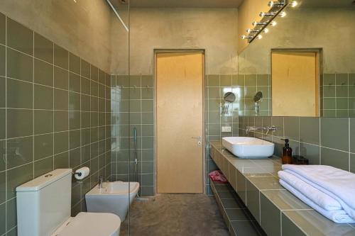 Modern Villa with Pool & Mountain Views by Wehost