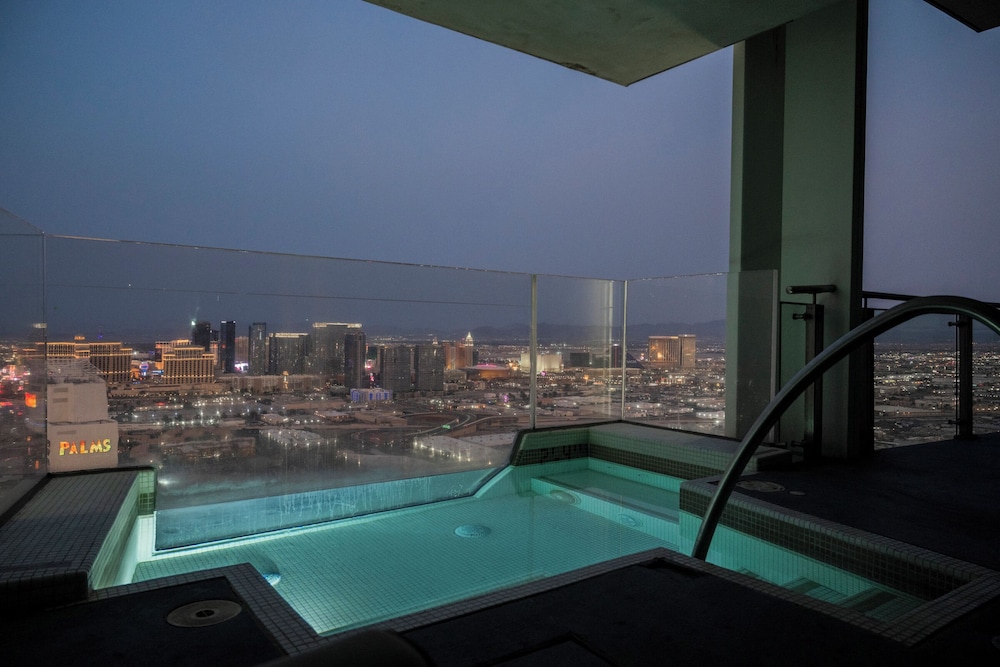 StripViewSuites at Palms Place Penthouses - photo 141