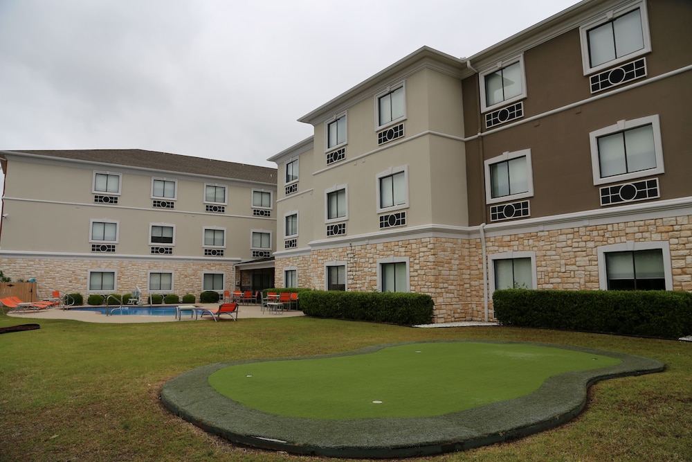 Holiday Inn Express Hotel & Suites Greenville by IHG - photo 41