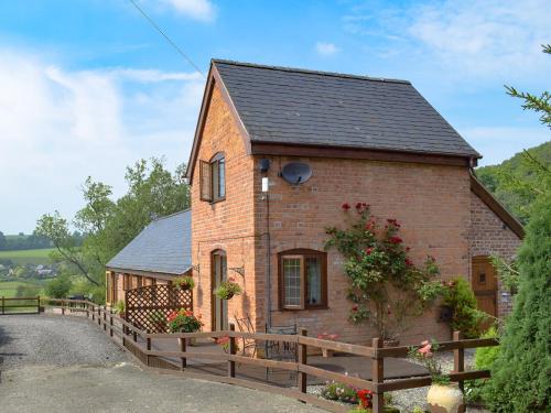 Y Bwthyn Uk31367 — 4-Star Luxury Hotel in Newtown, United Kingdom