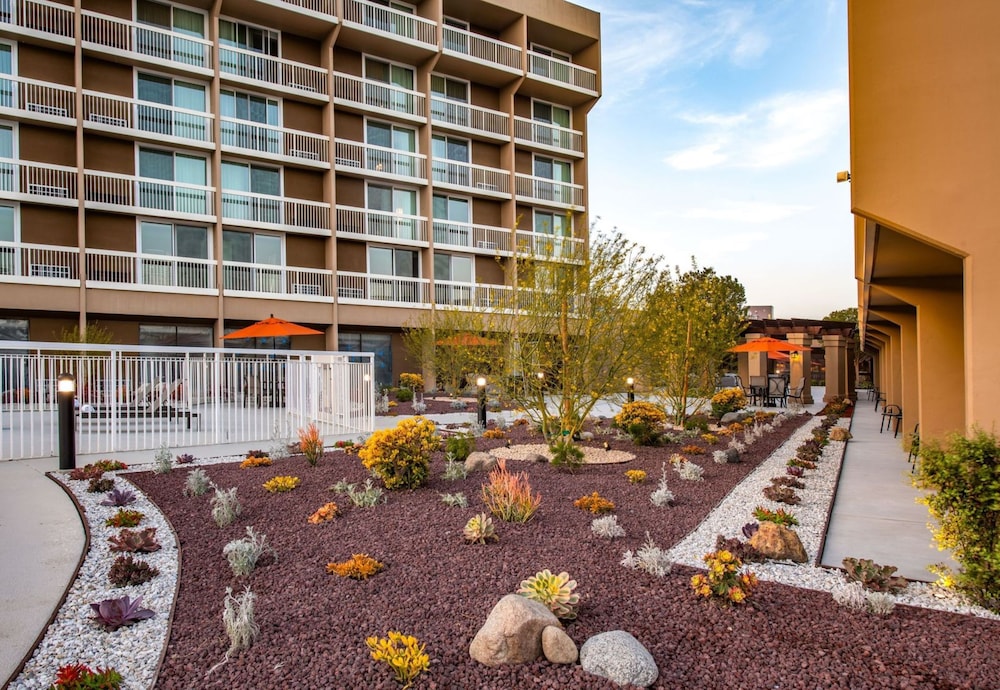 Holiday Inn Oxnard Ventura by IHG - photo 37