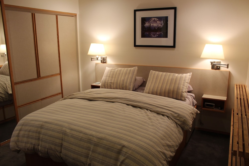 Crystal Chalets Condominiums at Crystal Mountain Ski Resort - photo 47