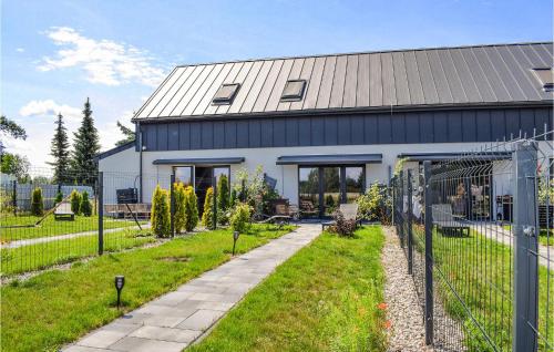 Stunning Home In Stare Sady With Wifi — 4-Star Luxury Hotel in Mikolajki, Poland