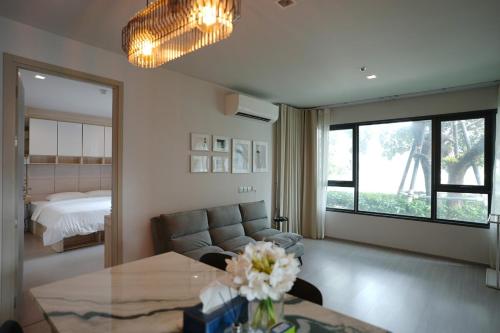 Life Ladprao 2 bedrooms condo