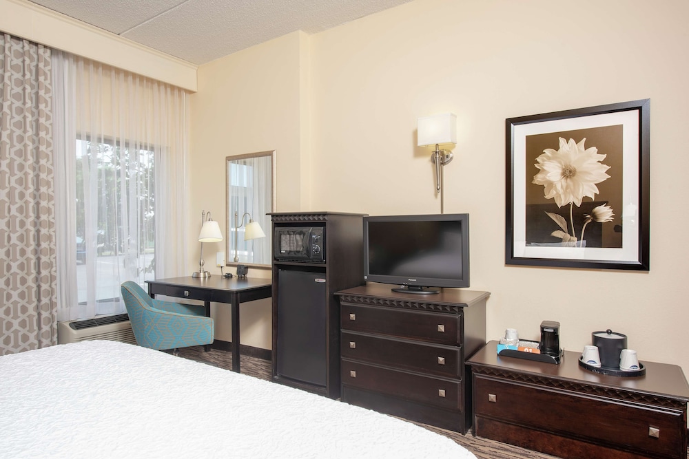 Hampton Inn & Suites Cleveland Airport Middleburg Heights - photo 7