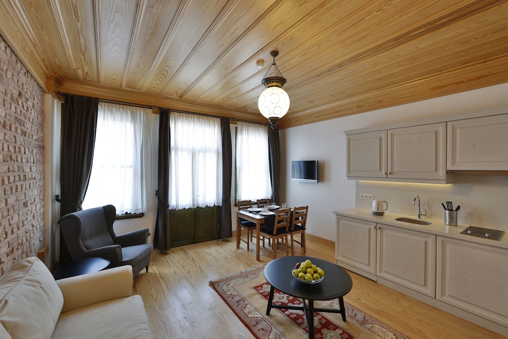 Catirga Konak Apartments — 5-Star Luxury Hotel in Istanbul, Turkey