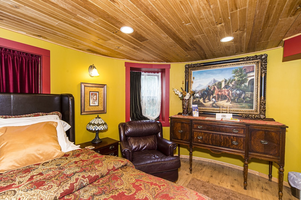 Stone Manor Boutique Inn - photo 6