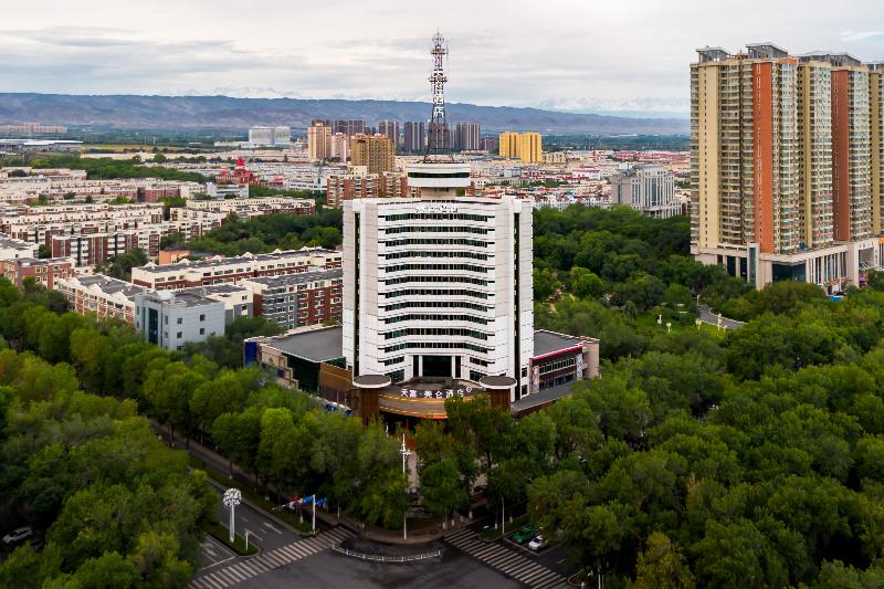 Madison Hotel Shihezi Tianfu in Shihezi, People's Republic of China