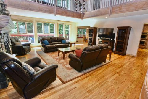 Spring Mountain Manor by Casago McCall Donerightmanagement - photo 45