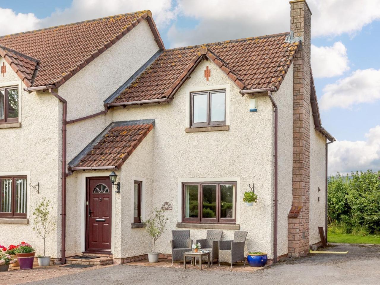 2 bed in Taunton 41906 in Taunton, United Kingdom