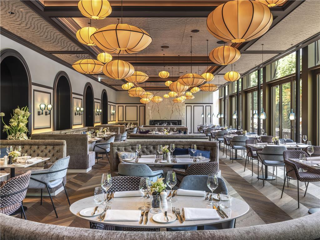 ICONS EHBB Restaurant