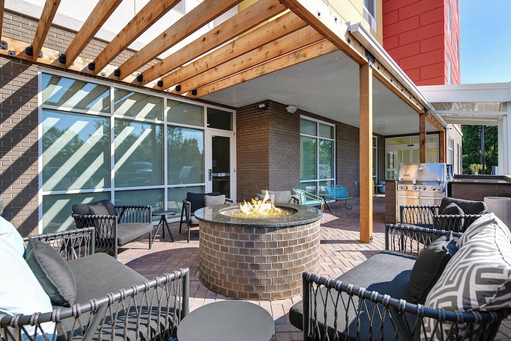 TownePlace Suites by Marriott Sumter - photo 32