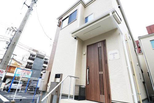 Nyhotel 2 新宿2階建て3室1バスルーム1シャワー2トイレ - last minute hotel in Tokyo
