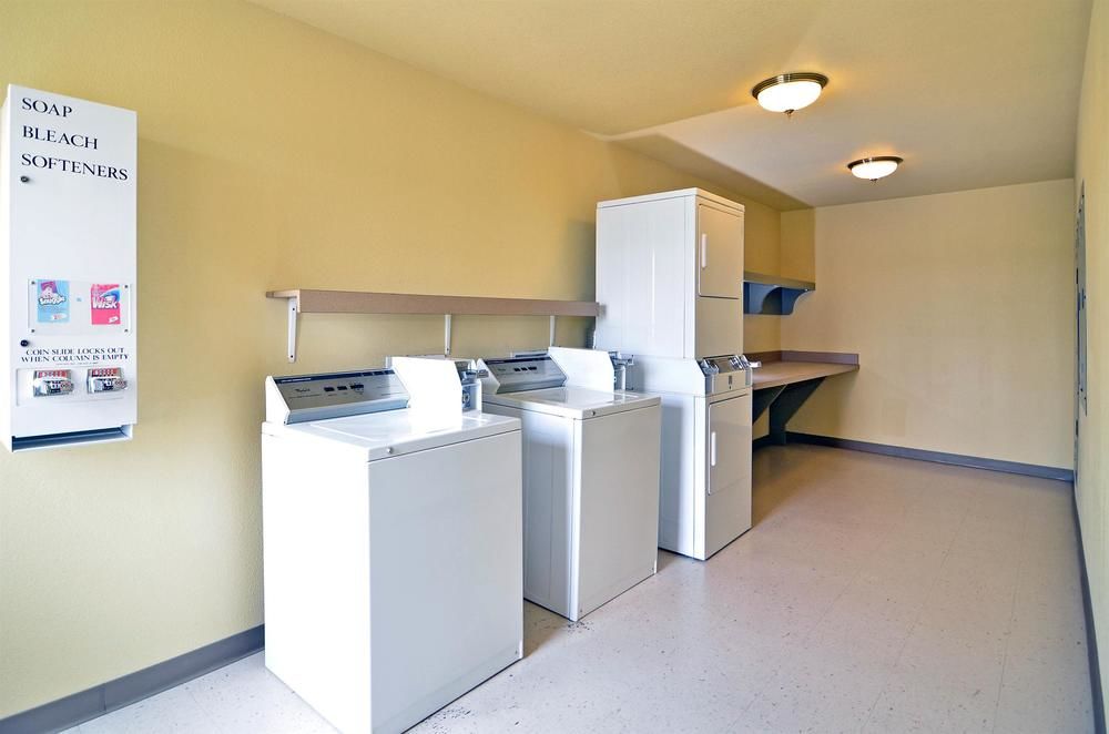 Motel 6 Park City KS - photo 11