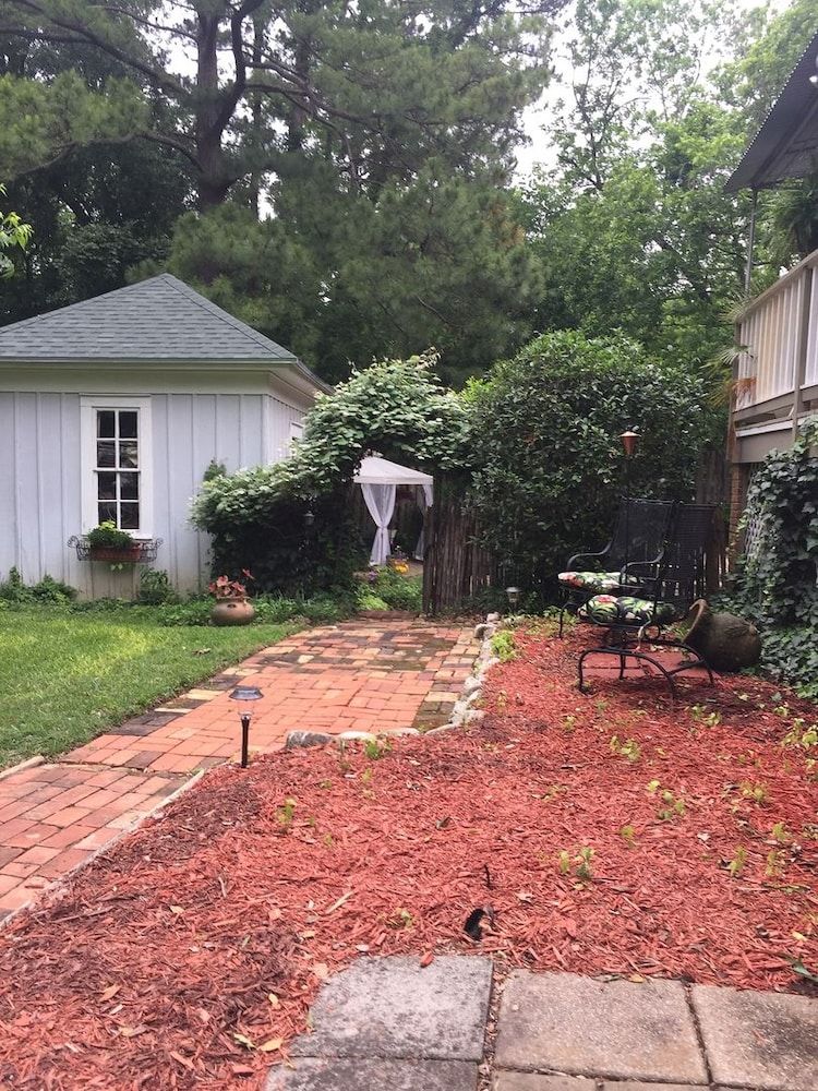 Fig Tree Manor - photo 13